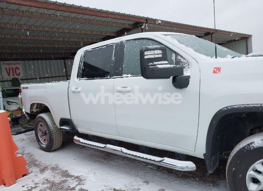 Photo 13 of 2021 Chevrolet Silverado 2500HD 4WD STANDARD BED LT (VIN 1GC1YNEY1MF314817)