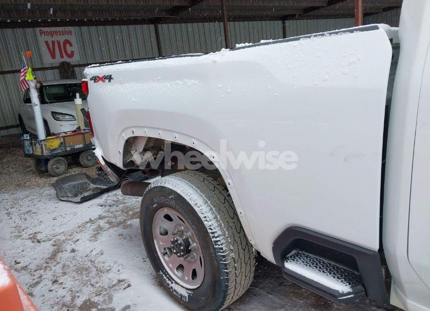 Photo 6 of 2021 Chevrolet Silverado 2500HD 4WD STANDARD BED LT (VIN 1GC1YNEY1MF314817)