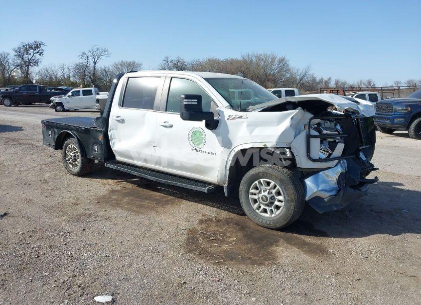 2021 Chevrolet Silverado 2500HD 4WD STANDARD BED LT (VIN 1GC1YNEY5MF272541) main photo