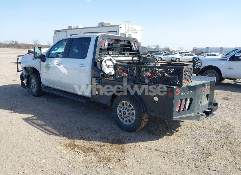 Photo 3 of 2021 Chevrolet Silverado 2500HD 4WD STANDARD BED LT (VIN 1GC1YNEY5MF272541)