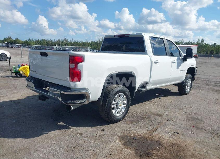 Photo 4 of 2021 Chevrolet Silverado 2500HD 4WD STANDARD BED LT (VIN 1GC1YNEY7MF271049)