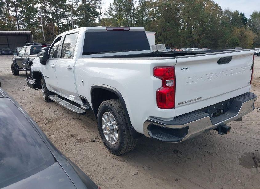 Photo 3 of 2022 Chevrolet Silverado 2500HD 4WD STANDARD BED LT (VIN 1GC1YNEY8NF289058)