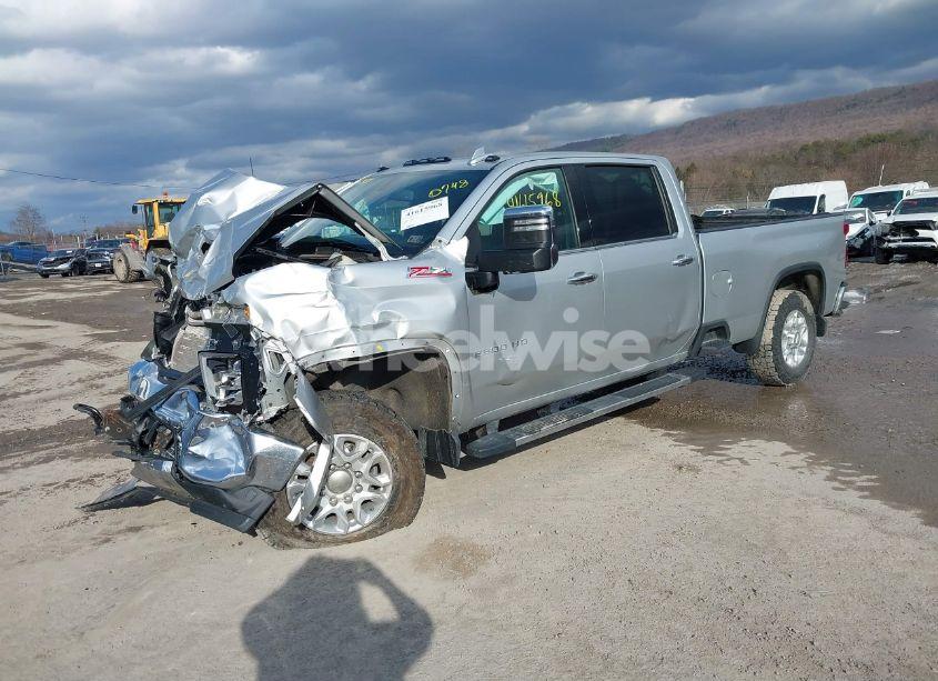Photo 2 of 2022 Chevrolet Silverado 2500HD 4WD LONG BED LTZ (VIN 1GC1YPE73NF220748)