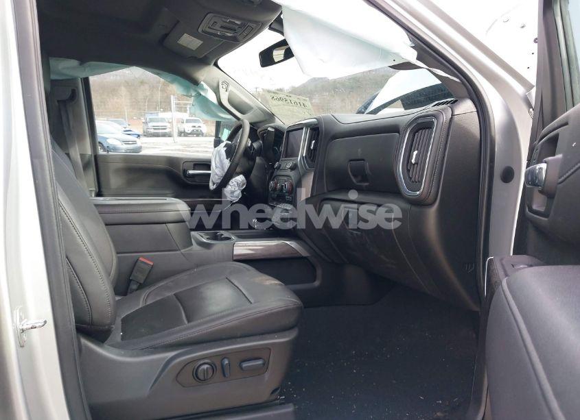 Photo 5 of 2022 Chevrolet Silverado 2500HD 4WD LONG BED LTZ (VIN 1GC1YPE73NF220748)