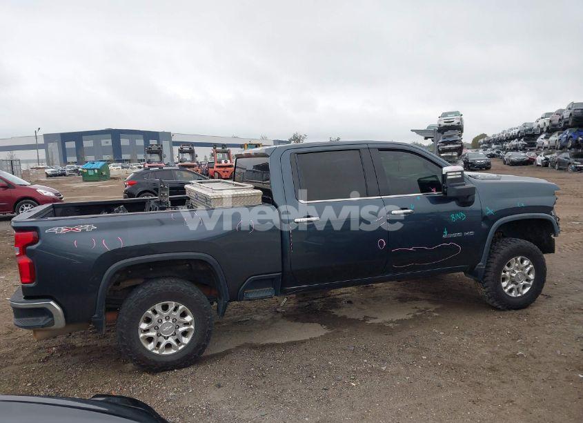 Photo 14 of 2020 Chevrolet Silverado 2500HD 4WD STANDARD BED LTZ (VIN 1GC1YPEY1LF126745)