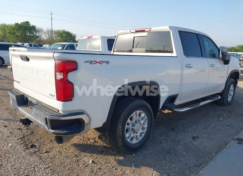 Photo 4 of 2020 Chevrolet Silverado 2500HD (VIN 1GC1YPEY2LF185948)