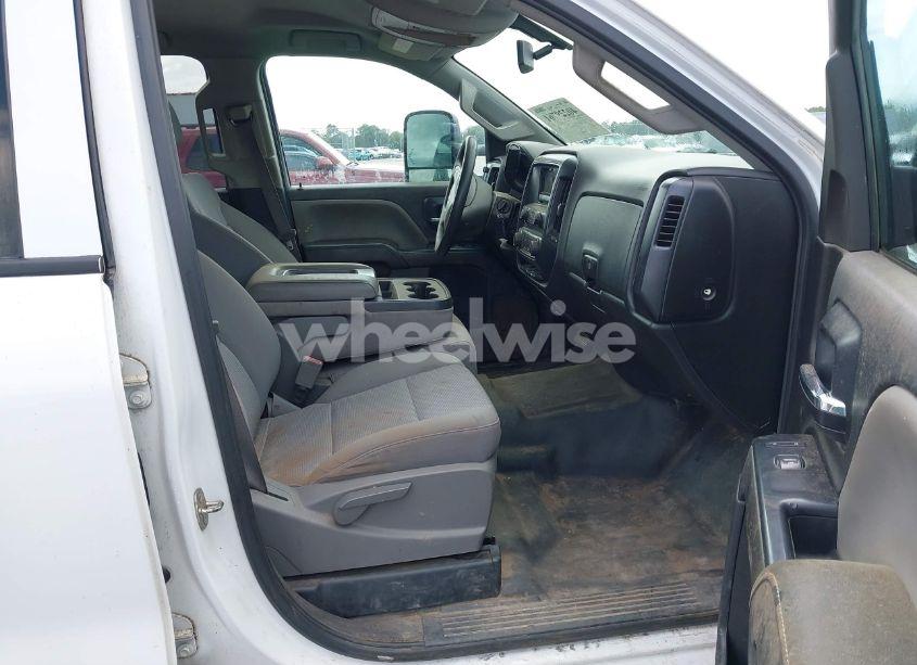 Photo 5 of 2015 Chevrolet Silverado 2500HD WT (VIN 1GC2CUEG0FZ129258)