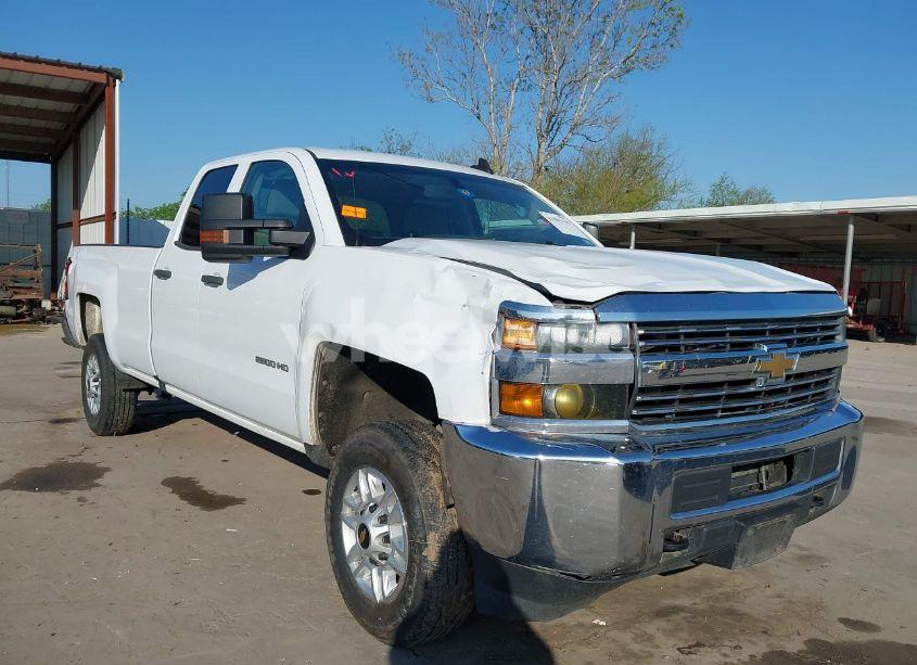 2017 Chevrolet Silverado 2500HD WT (VIN 1GC2CUEG8HZ269951) main photo