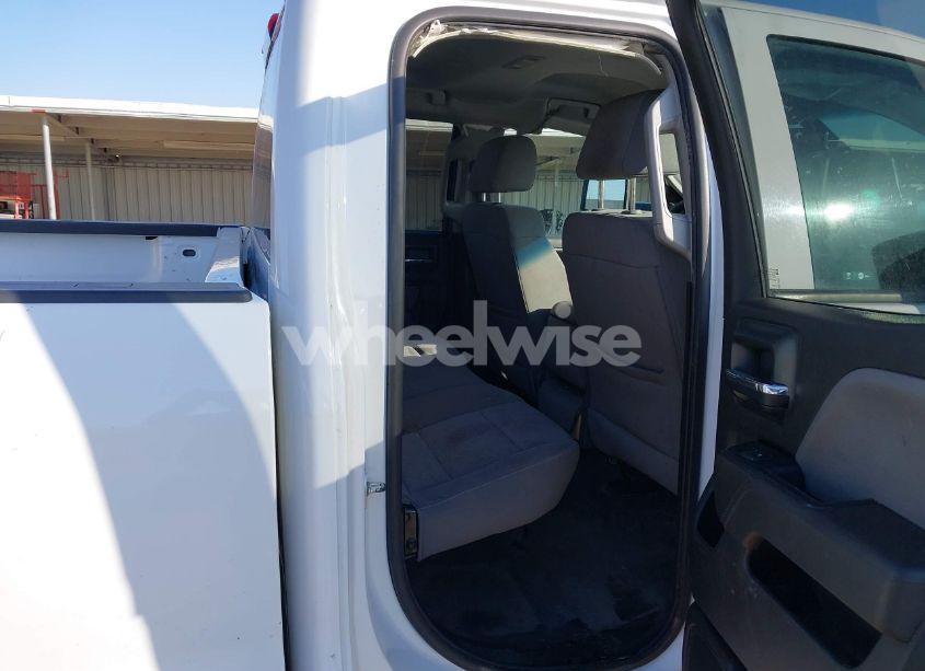 Photo 8 of 2017 Chevrolet Silverado 2500HD WT (VIN 1GC2CUEG8HZ269951)