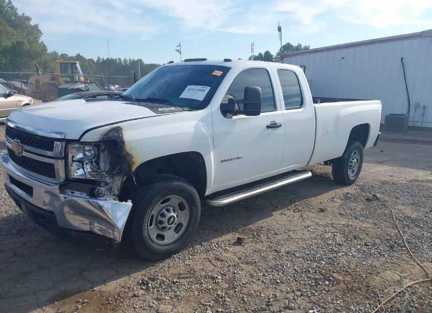 Photo 2 of 2011 Chevrolet Silverado 2500HD WORK TRUCK (VIN 1GC2CVCG1BZ199824)