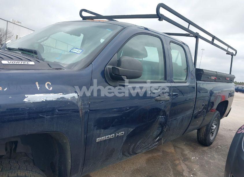 Photo 13 of 2011 Chevrolet Silverado 2500HD WORK TRUCK (VIN 1GC2CVCG4BZ378004)