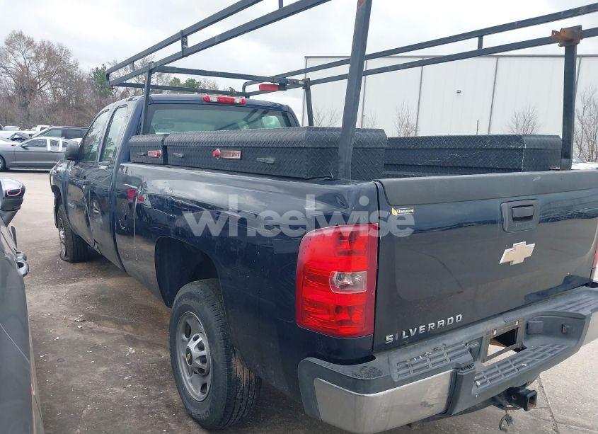 Photo 3 of 2011 Chevrolet Silverado 2500HD WORK TRUCK (VIN 1GC2CVCG4BZ378004)