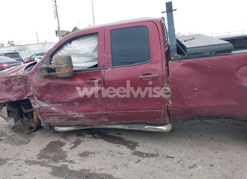 Photo 15 of 2015 Chevrolet Silverado 2500HD LT (VIN 1GC2CVE80FZ518531)