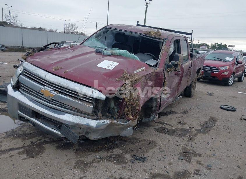 Photo 2 of 2015 Chevrolet Silverado 2500HD LT (VIN 1GC2CVE80FZ518531)