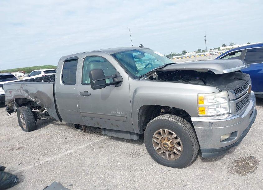 Photo 14 of 2013 Chevrolet Silverado 2500HD LT (VIN 1GC2CXE80DZ334022)