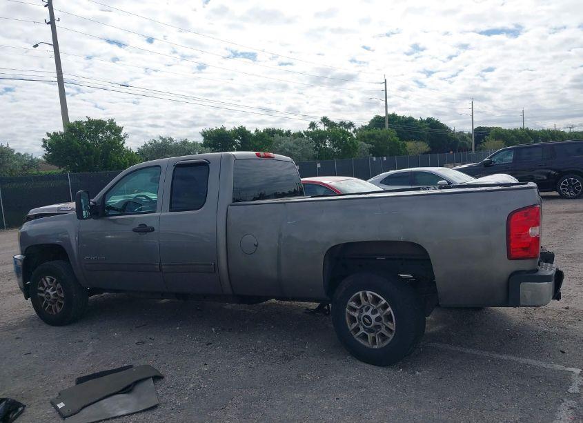 Photo 15 of 2013 Chevrolet Silverado 2500HD LT (VIN 1GC2CXE80DZ334022)
