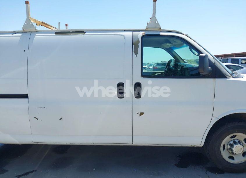 Photo 13 of 2010 Chevrolet Express 3500 WORK VAN (VIN 1GC2GUAGXA1125039)