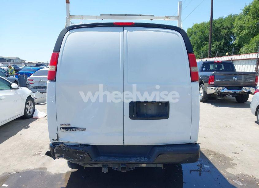 Photo 16 of 2010 Chevrolet Express 3500 WORK VAN (VIN 1GC2GUAGXA1125039)