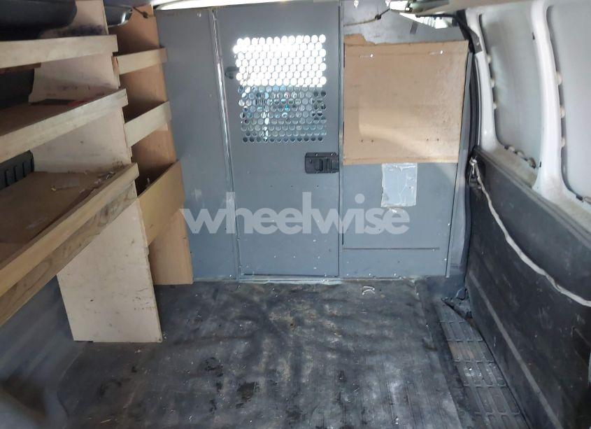 Photo 8 of 2010 Chevrolet Express 3500 WORK VAN (VIN 1GC2GUAGXA1125039)