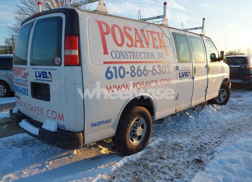 Photo 4 of 2010 Chevrolet Express 3500 WORK VAN (VIN 1GC2GUBG9A1182413)