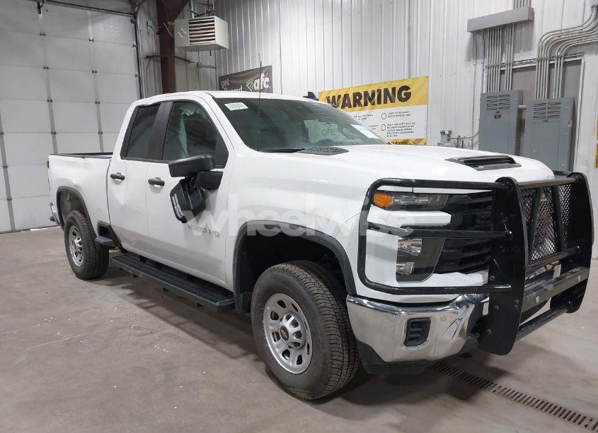 2025 Chevrolet Silverado 2500HD 4WD DOUBLE CAB STANDARD BED WORK TRUCK (VIN 1GC2KLE75SF157985) main photo