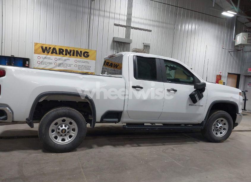 Photo 13 of 2025 Chevrolet Silverado 2500HD 4WD DOUBLE CAB STANDARD BED WORK TRUCK (VIN 1GC2KLE75SF157985)