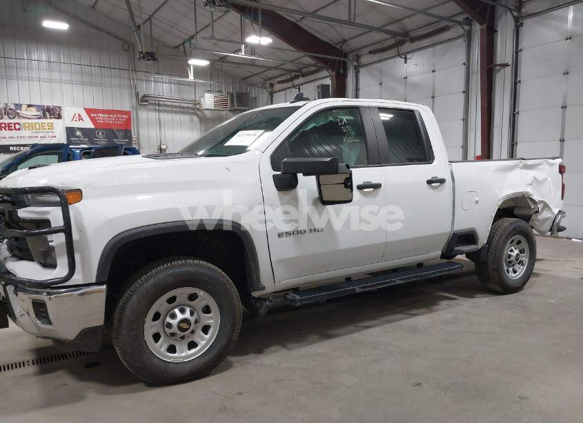 Photo 14 of 2025 Chevrolet Silverado 2500HD 4WD DOUBLE CAB STANDARD BED WORK TRUCK (VIN 1GC2KLE75SF157985)