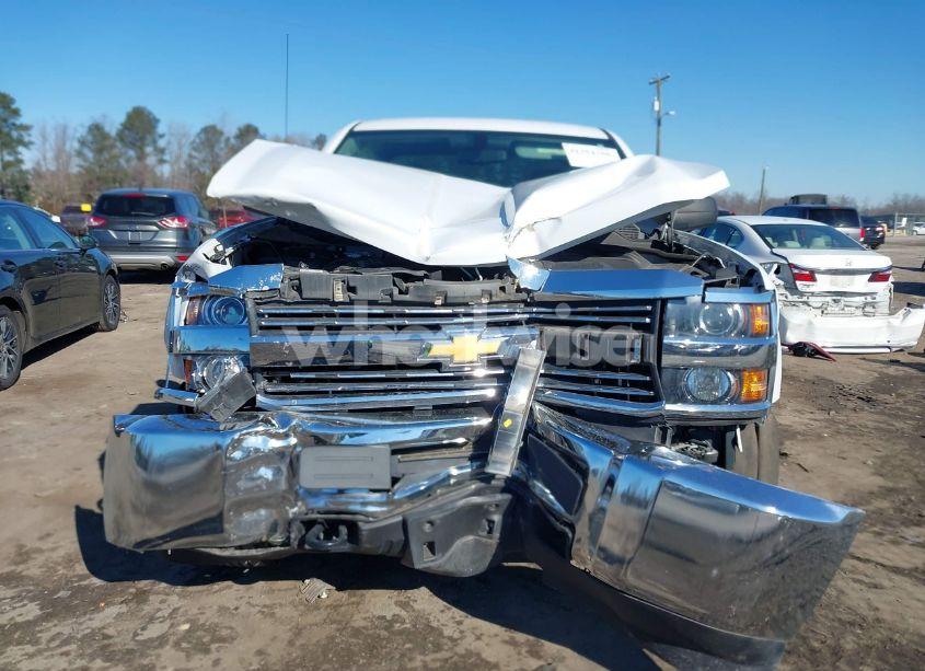 Photo 12 of 2018 Chevrolet Silverado 2500HD WT (VIN 1GC2KUEG0JZ297669)