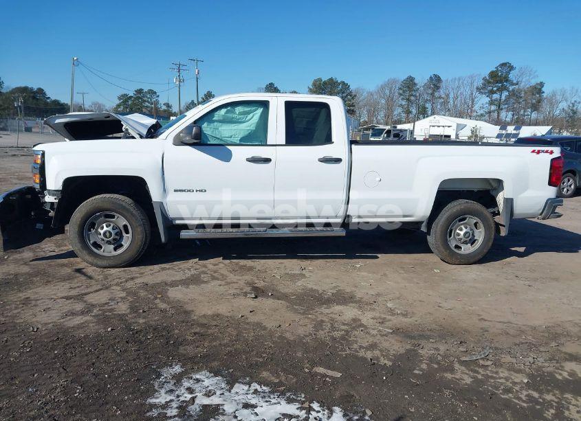 Photo 14 of 2018 Chevrolet Silverado 2500HD WT (VIN 1GC2KUEG0JZ297669)