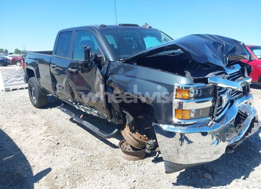 2018 Chevrolet Silverado 2500HD WT (VIN 1GC2KUEG1JZ161390) main photo