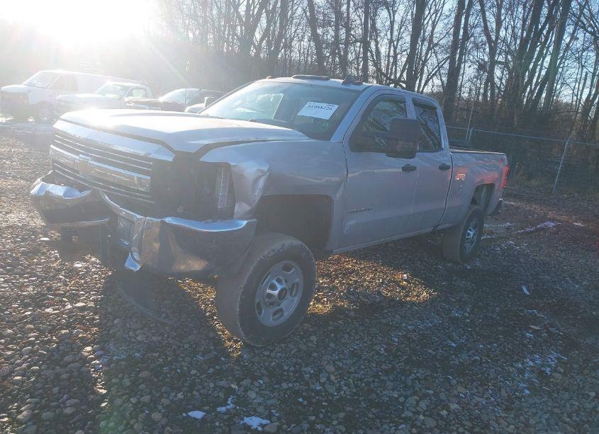 Photo 2 of 2016 Chevrolet Silverado 2500HD WT (VIN 1GC2KUEG2GZ167062)