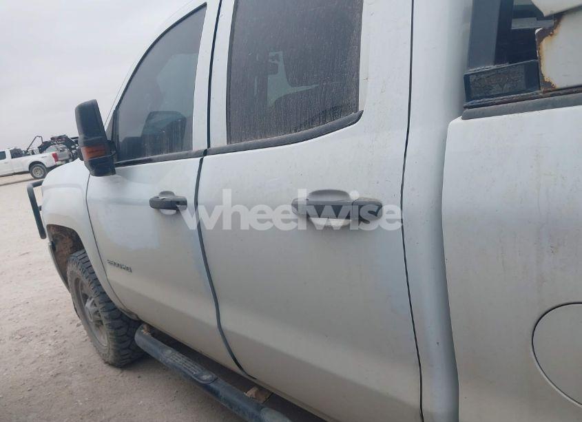 Photo 14 of 2017 Chevrolet Silverado 2500HD WT (VIN 1GC2KUEG2HZ192948)