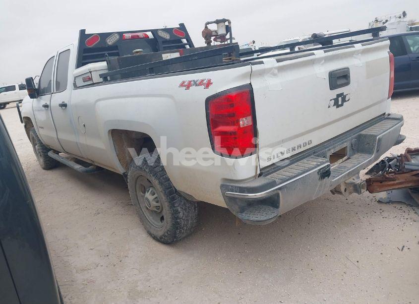 Photo 3 of 2017 Chevrolet Silverado 2500HD WT (VIN 1GC2KUEG2HZ192948)