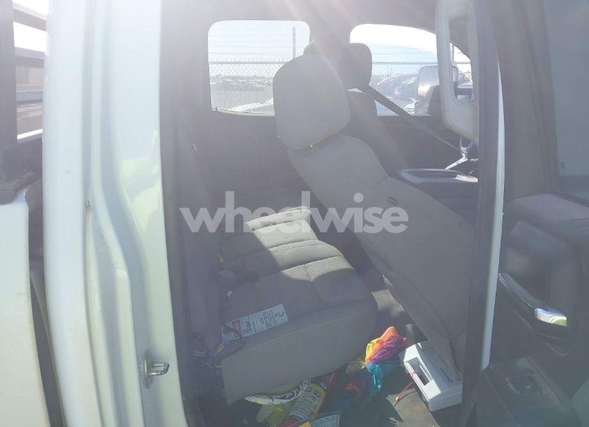 Photo 8 of 2017 Chevrolet Silverado 2500HD WT (VIN 1GC2KUEG2HZ192948)