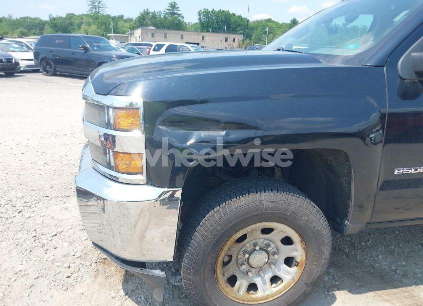 Photo 6 of 2016 Chevrolet Silverado 2500HD WT (VIN 1GC2KUEG3GZ354360)