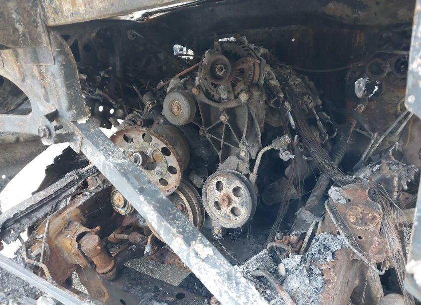 Photo 10 of 2016 Chevrolet Silverado 2500HD WT (VIN 1GC2KUEG5GZ172286)