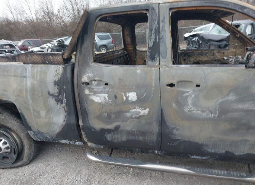 Photo 14 of 2016 Chevrolet Silverado 2500HD WT (VIN 1GC2KUEG5GZ172286)