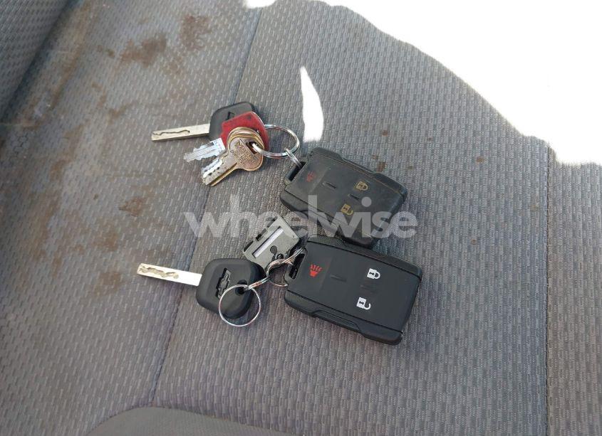 Photo 11 of 2017 Chevrolet Silverado 2500HD WT (VIN 1GC2KUEG5HZ343717)