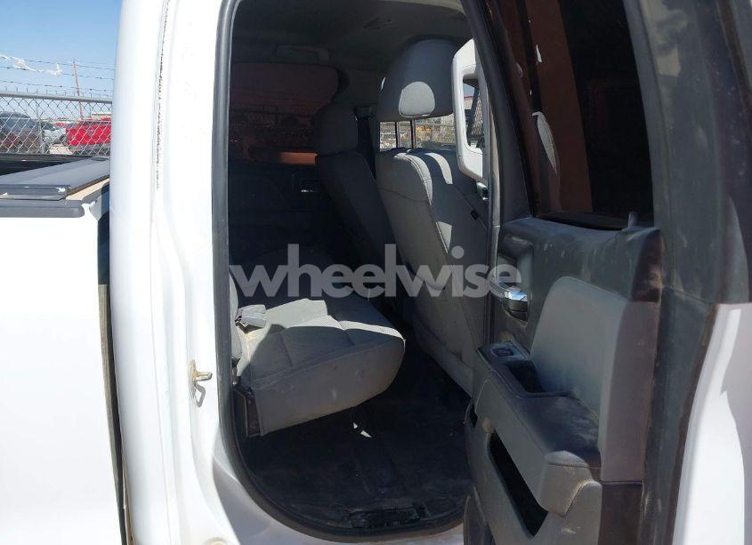 Photo 8 of 2017 Chevrolet Silverado 2500HD WT (VIN 1GC2KUEG5HZ343717)