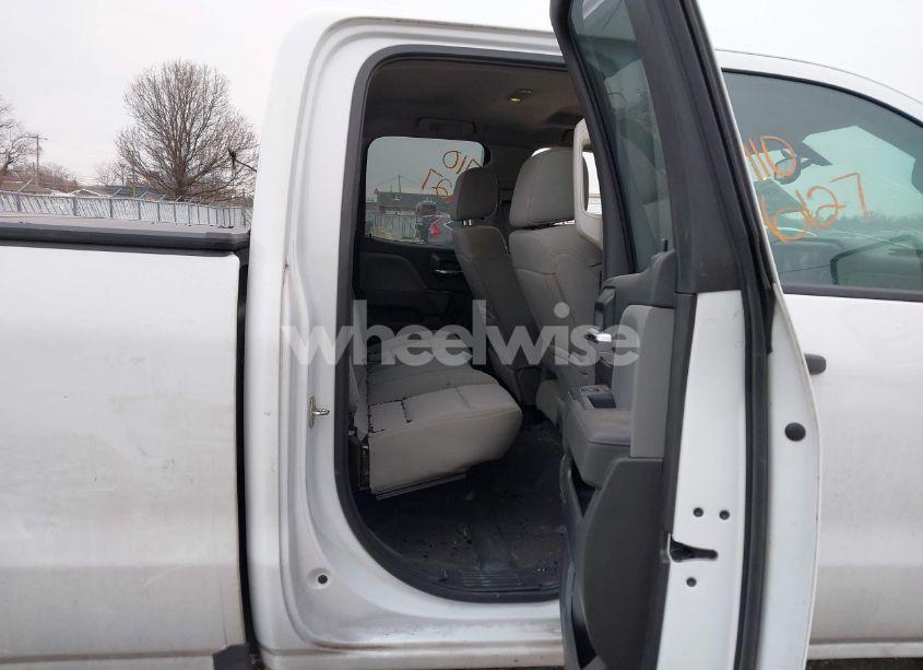 Photo 8 of 2016 Chevrolet Silverado 2500HD WT (VIN 1GC2KUEG7GZ324973)