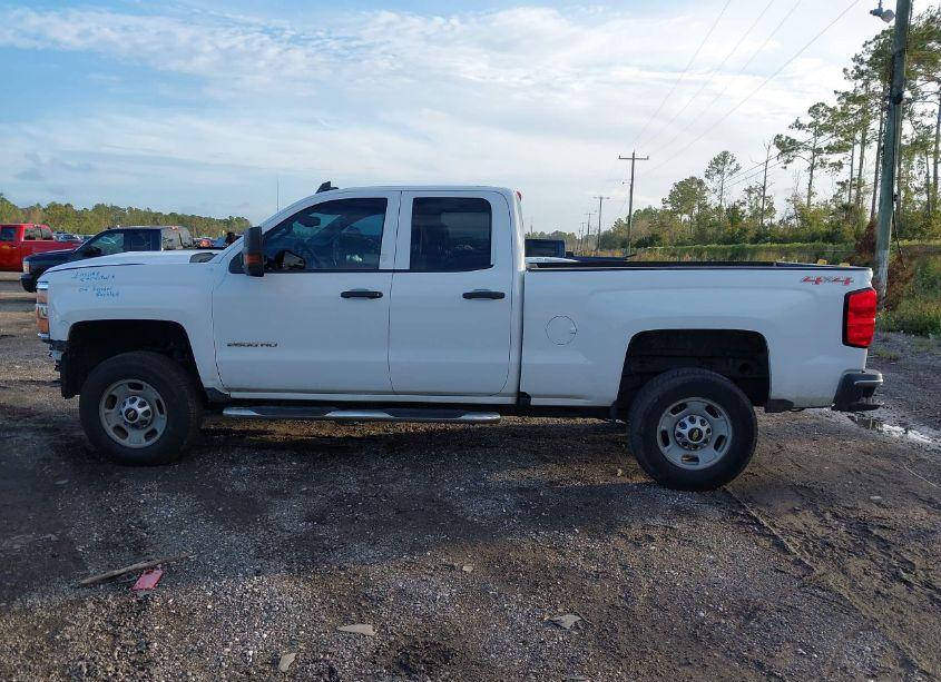 Photo 15 of 2017 Chevrolet Silverado 2500HD WT (VIN 1GC2KUEG7HZ191150)