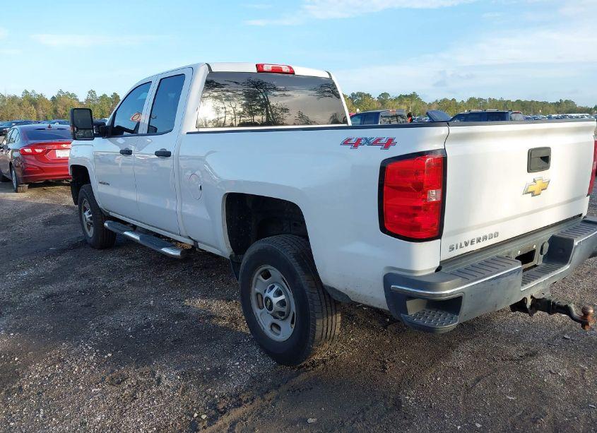 Photo 3 of 2017 Chevrolet Silverado 2500HD WT (VIN 1GC2KUEG7HZ191150)