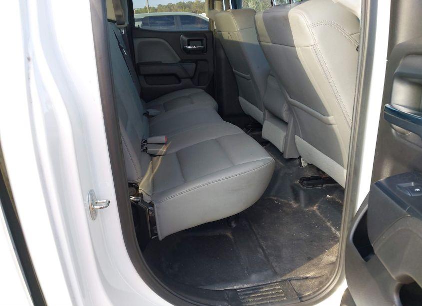 Photo 8 of 2017 Chevrolet Silverado 2500HD WT (VIN 1GC2KUEG7HZ191150)