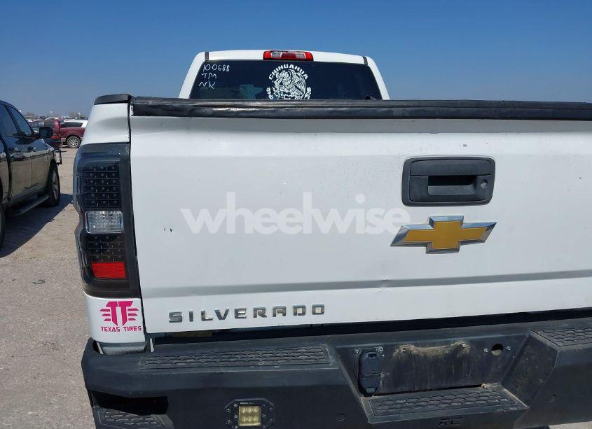 Photo 20 of 2015 Chevrolet Silverado 2500HD WT (VIN 1GC2KUEG8FZ100688)