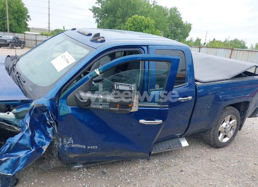 Photo 14 of 2018 Chevrolet Silverado 2500HD WT (VIN 1GC2KUEG8JZ184035)