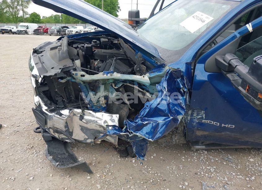 Photo 6 of 2018 Chevrolet Silverado 2500HD WT (VIN 1GC2KUEG8JZ184035)