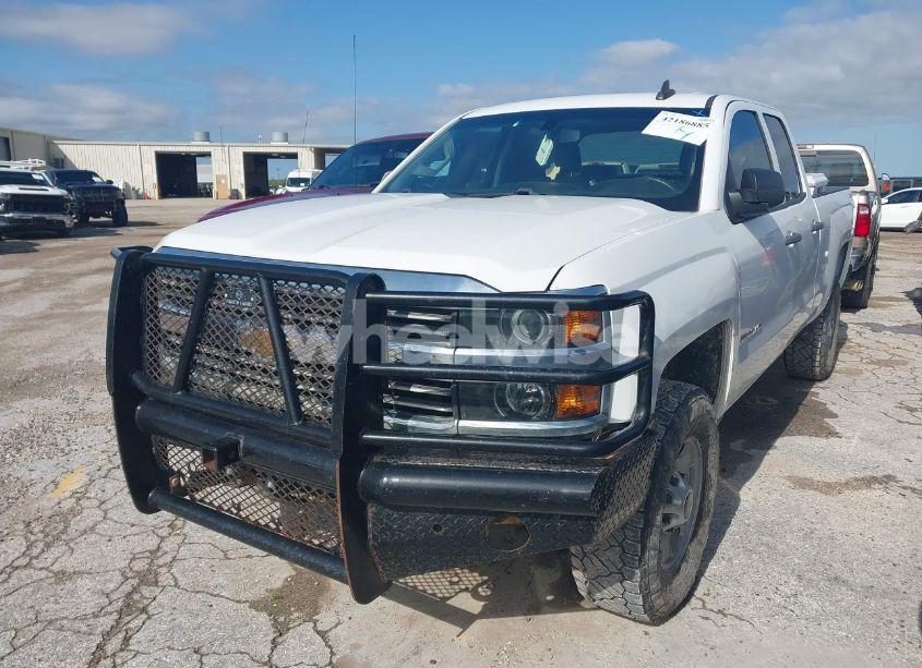 Photo 2 of 2018 Chevrolet Silverado 2500HD WT (VIN 1GC2KUEG8JZ244945)
