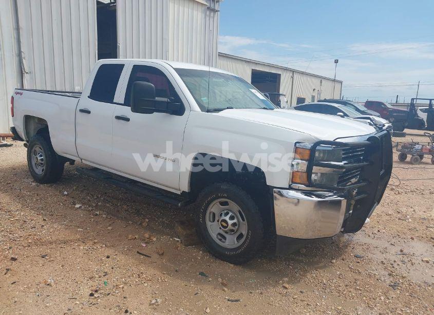 2015 Chevrolet Silverado 2500HD WT (VIN 1GC2KUEG9FZ145624) main photo