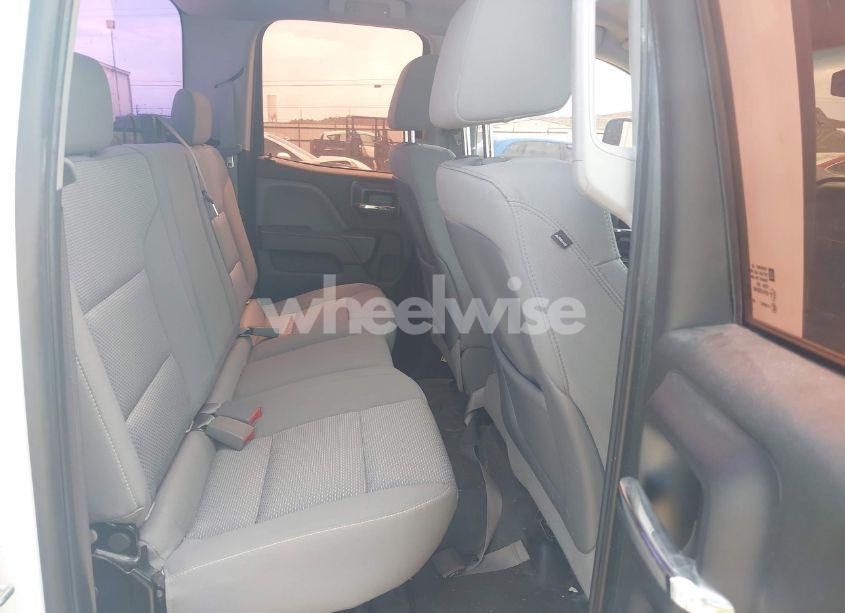 Photo 8 of 2015 Chevrolet Silverado 2500HD WT (VIN 1GC2KUEG9FZ145624)