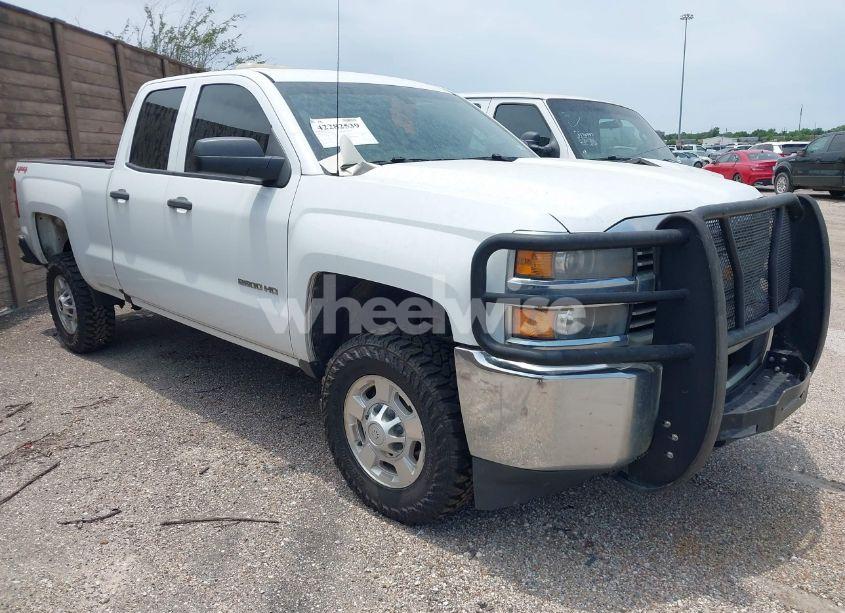 2016 Chevrolet Silverado 2500HD WT (VIN 1GC2KUEGXGZ237228) main photo
